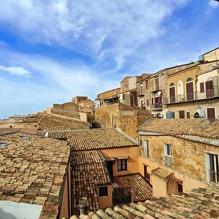 Afena Rent Bedrooms Guest house *