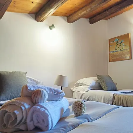 Afena Rent Bedrooms 3*