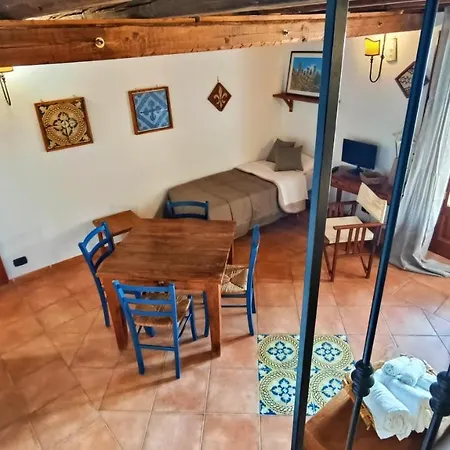 Afena Rent Bedrooms *